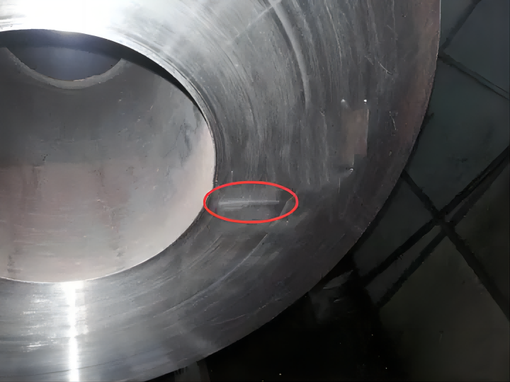 cracks in crane wheel sets